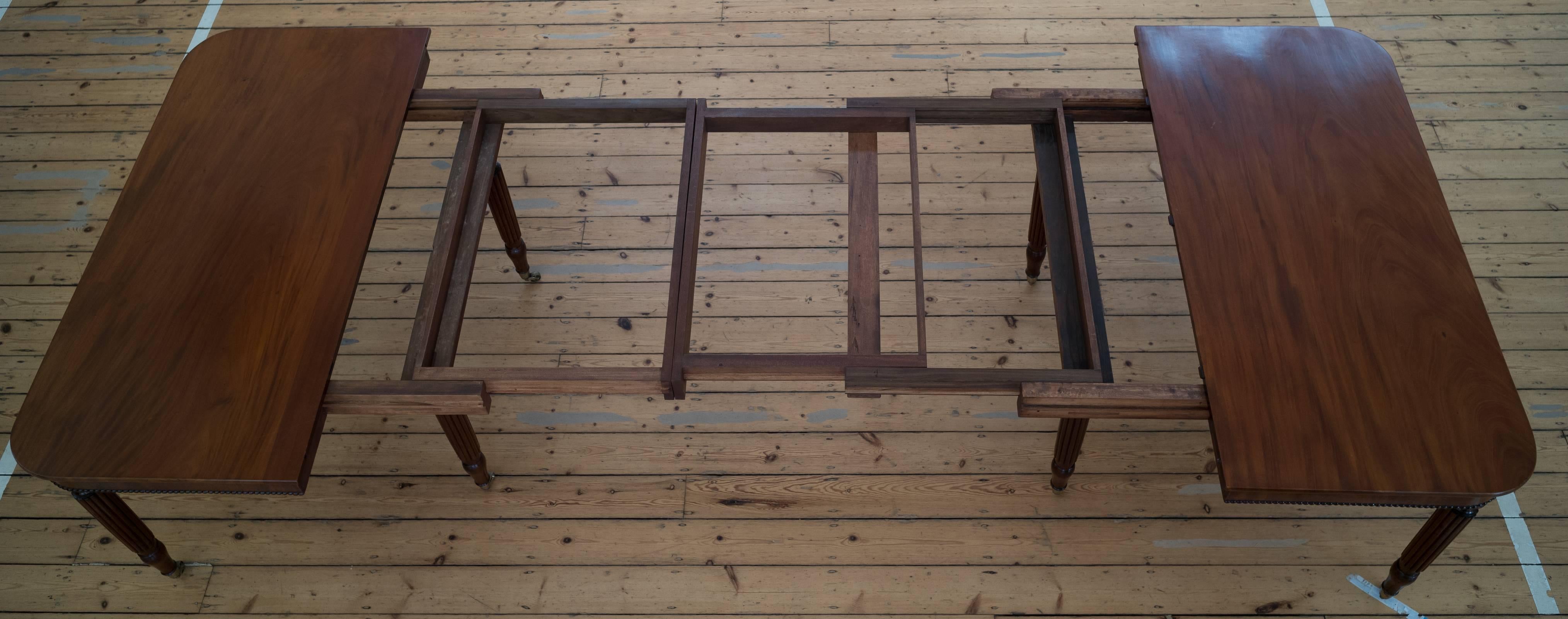 19th Century Regency Flame Mahogany Dining Large Table 3