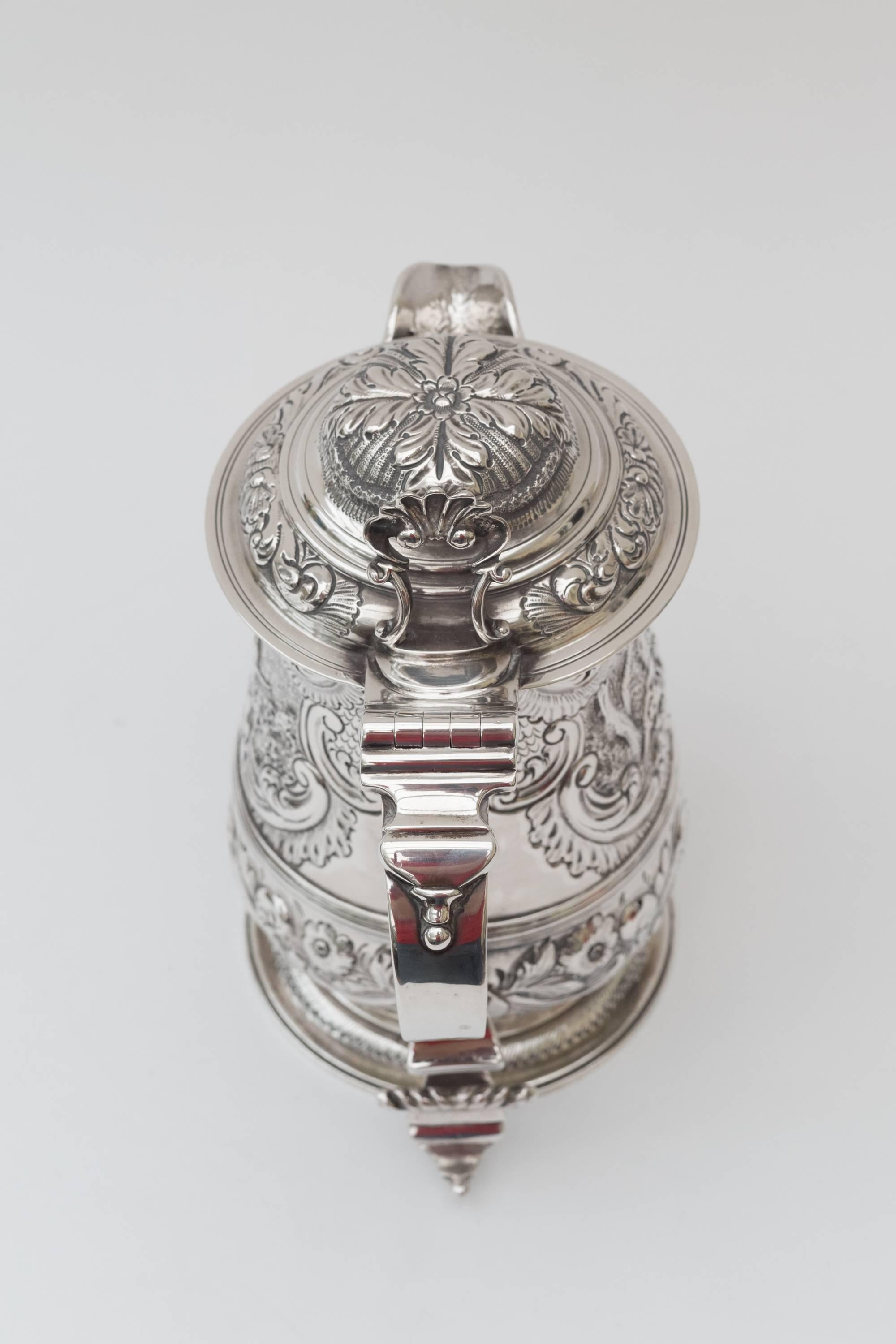 18th Century Silver Tankard William Caldecott, 1765 For Sale 3