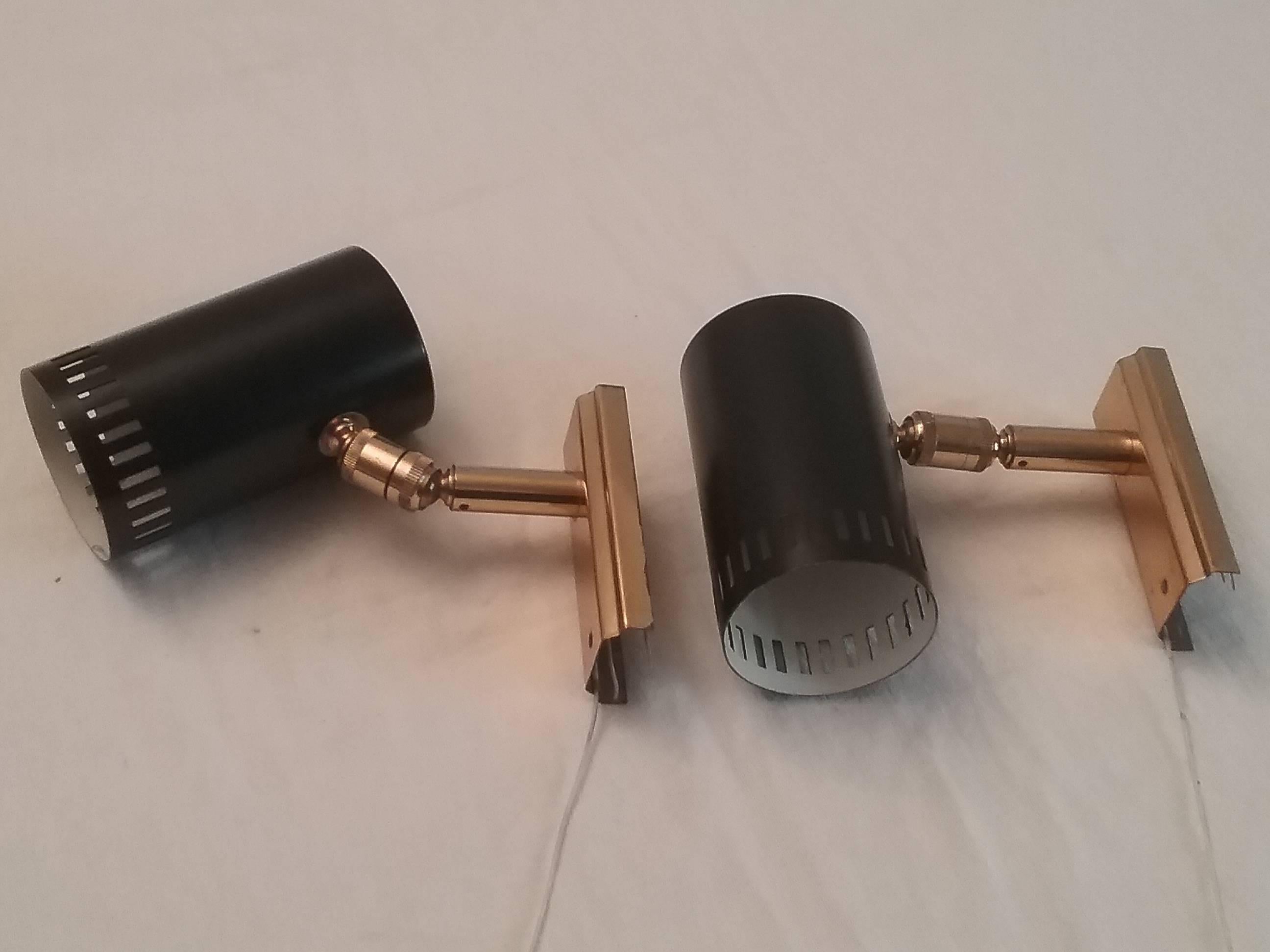 1950s Pair of French Adjustable Spot Lights in Black Metal by Disderot In Good Condition In Aix En Provence, FR