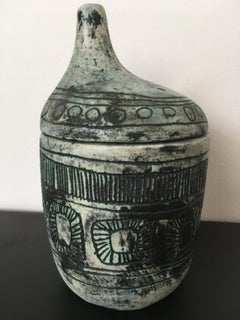 Pot couvert signé Jacques Blin, vert et noir, décor incisé, français, années 1960