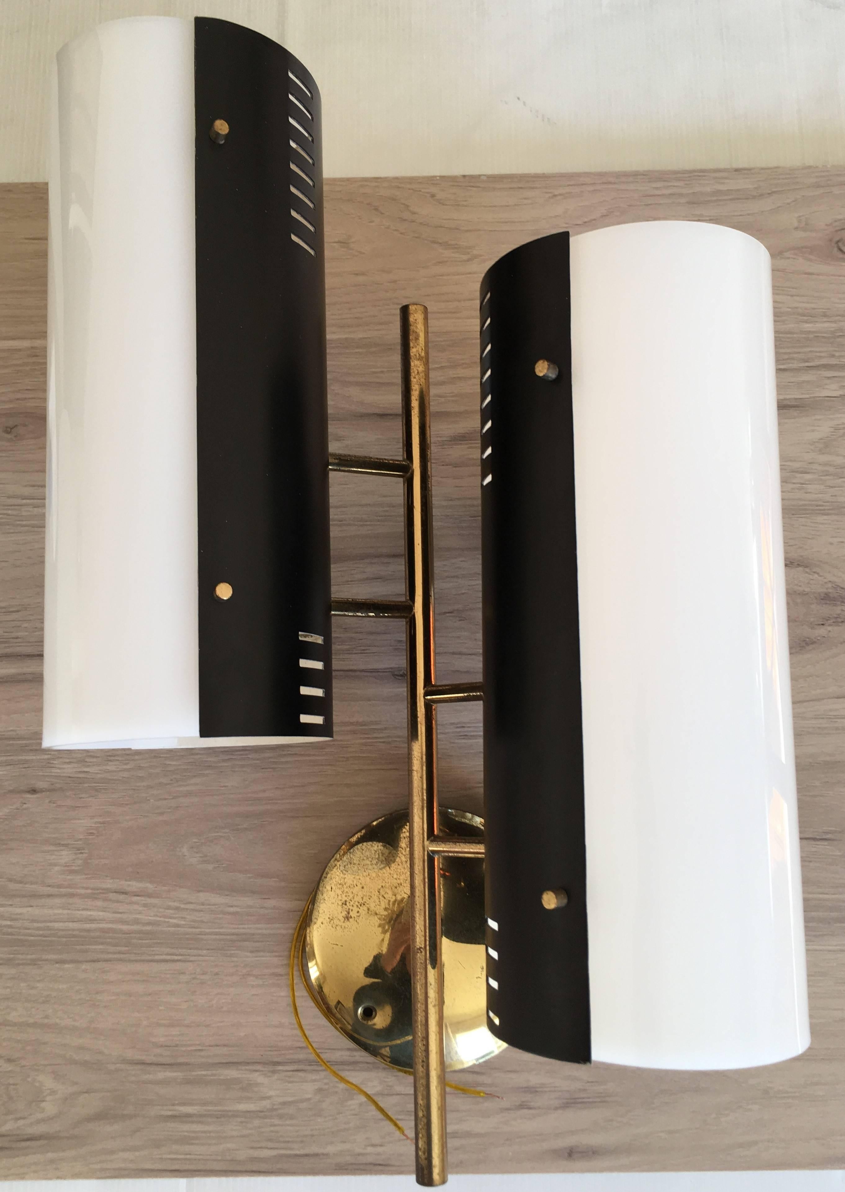 Mid-Century Modern Stilnovo Stamped Large Pair of Gilded and Black Metal with Perspex Sconces 1950s For Sale