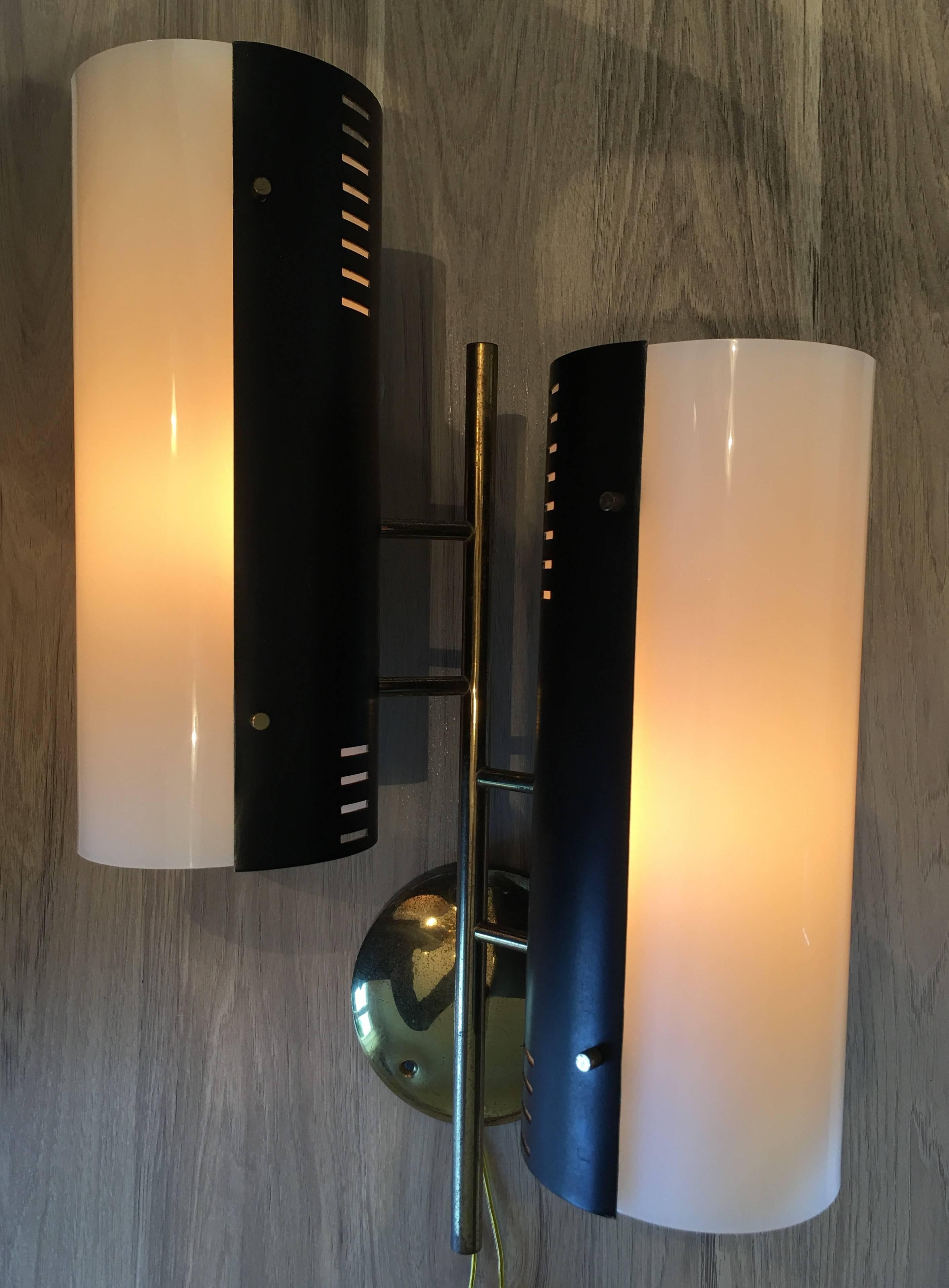 Mid-20th Century Stilnovo Stamped Large Pair of Gilded and Black Metal with Perspex Sconces 1950s For Sale