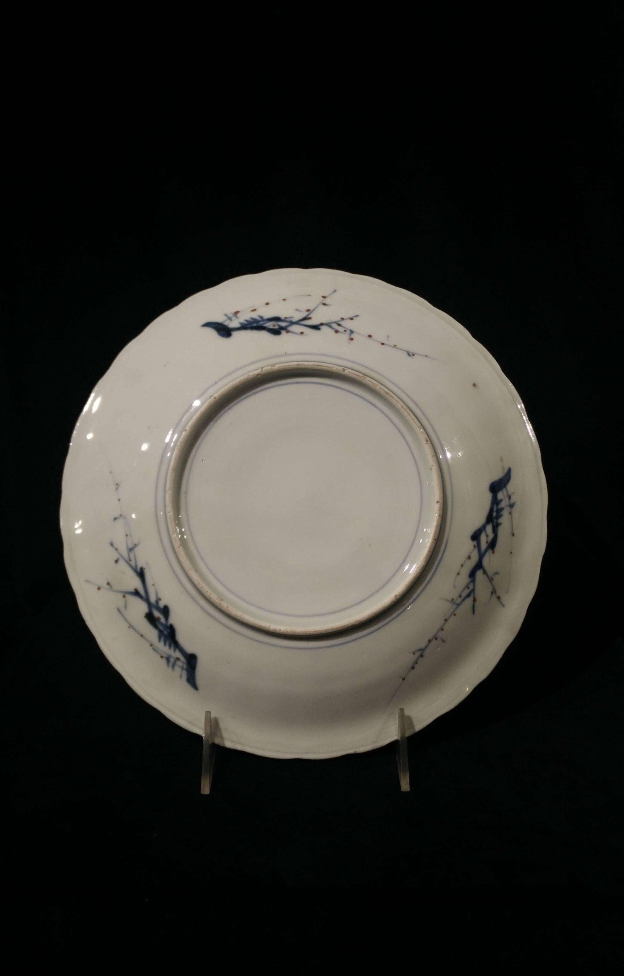 18th Century Japanese Imari Porcelain Chrysanthemum Shaped Plate For Sale 1