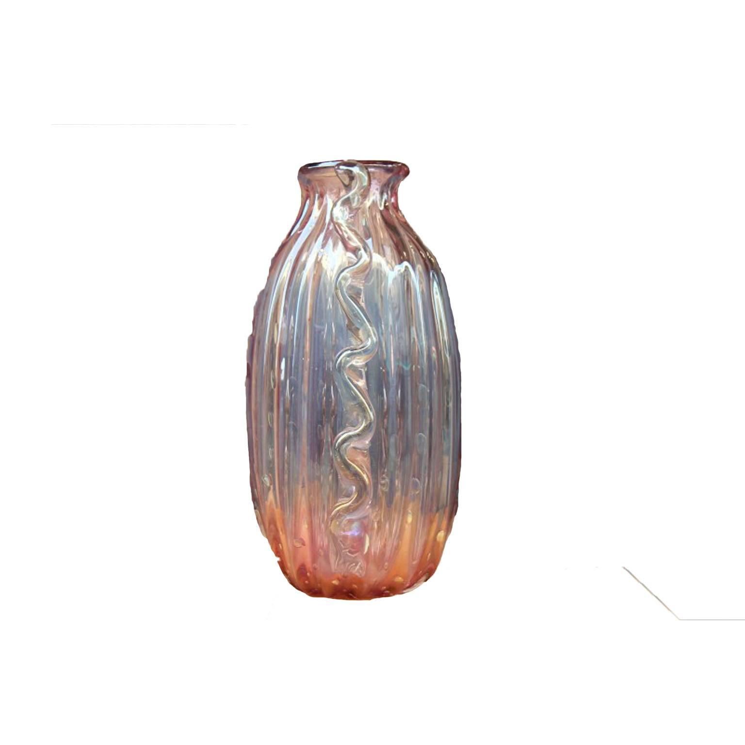 A big and impressive cipria 1940 rose bubble murano glass vase.