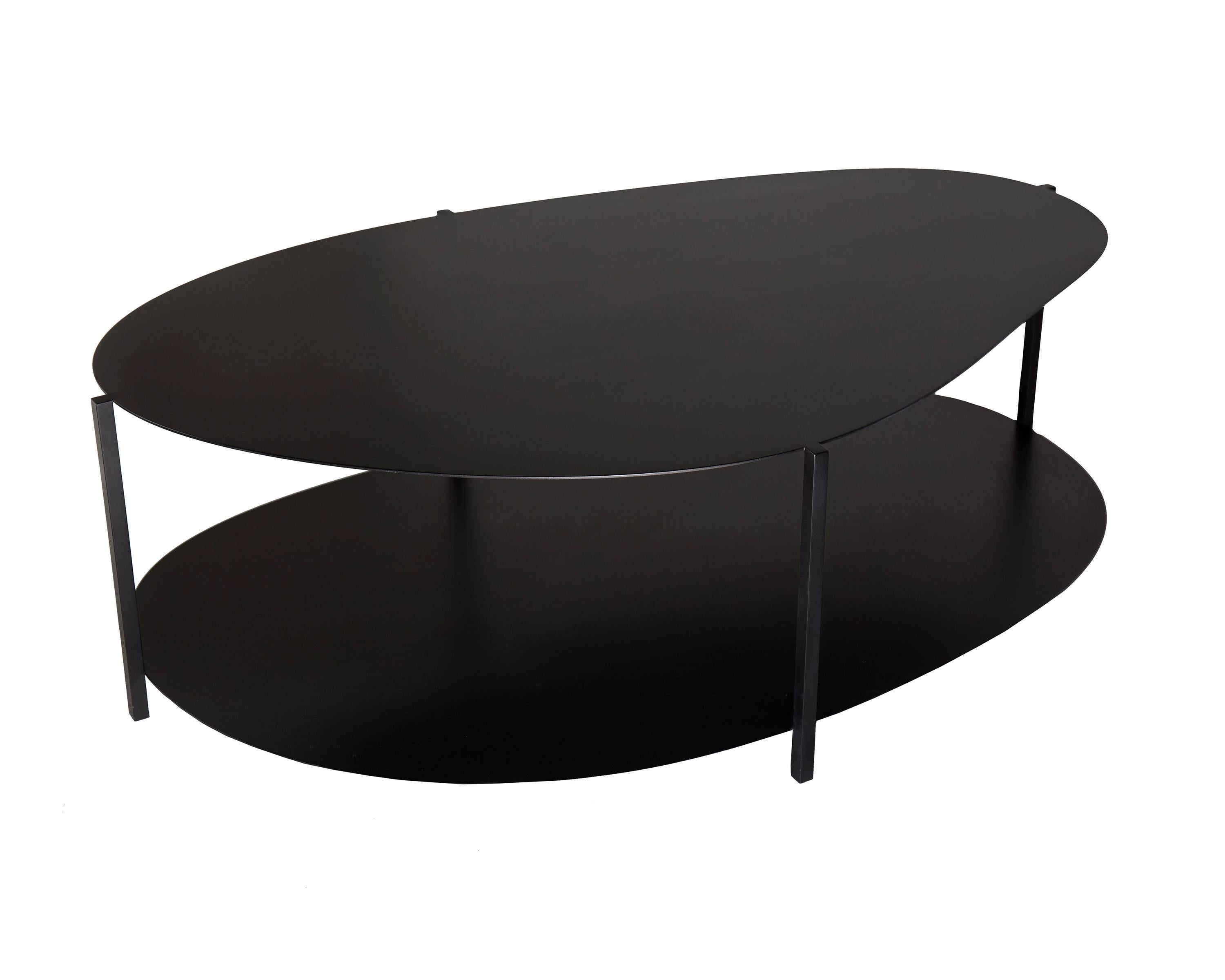 Peint à la main Table basse contemporaine minimaliste organique en acier noir revêtu de poudre, États-Unis en vente