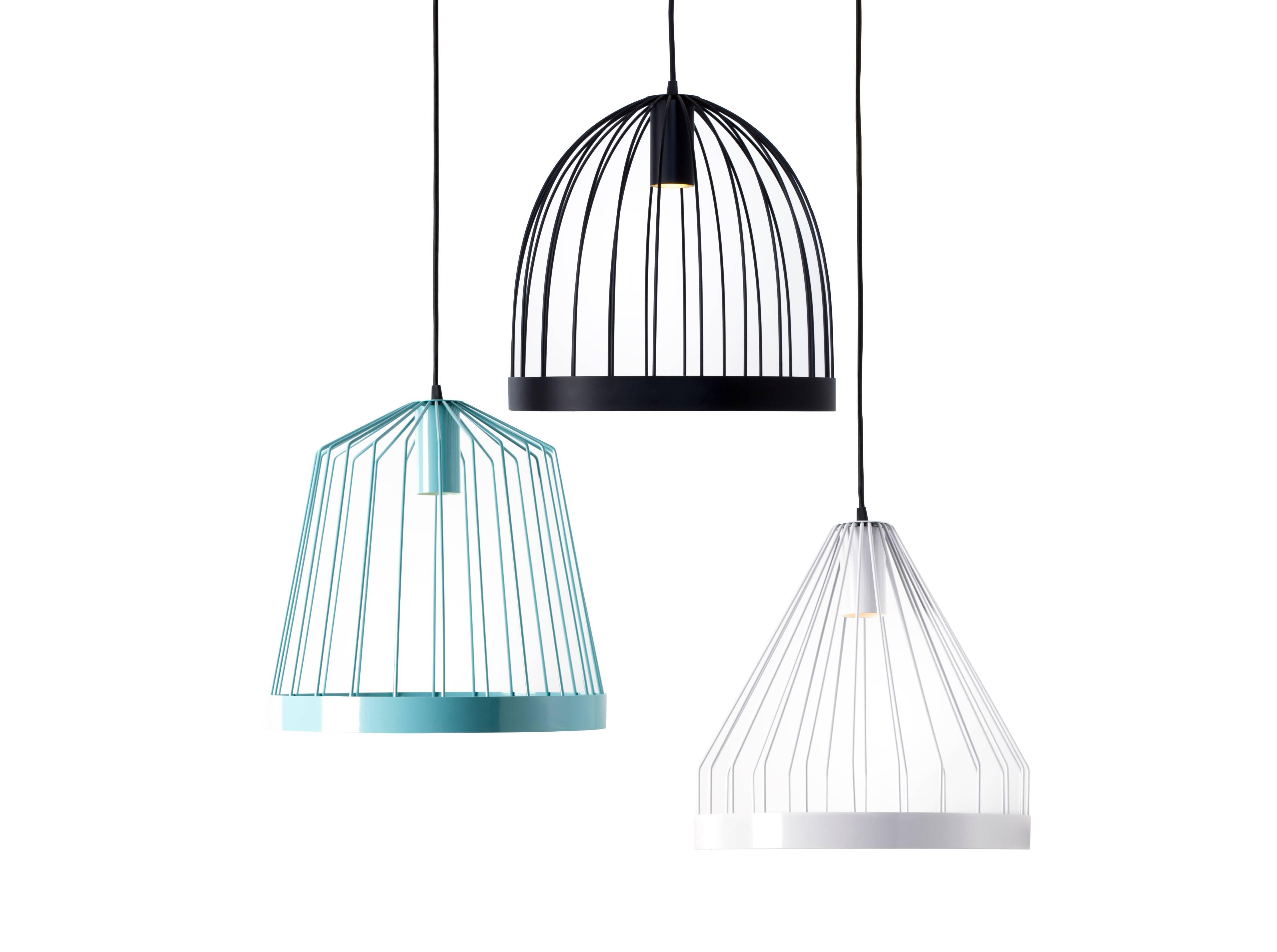 Moderne Lampe suspendue contemporaine en acier noir dissimulé LED UL, en forme de « A » en vente