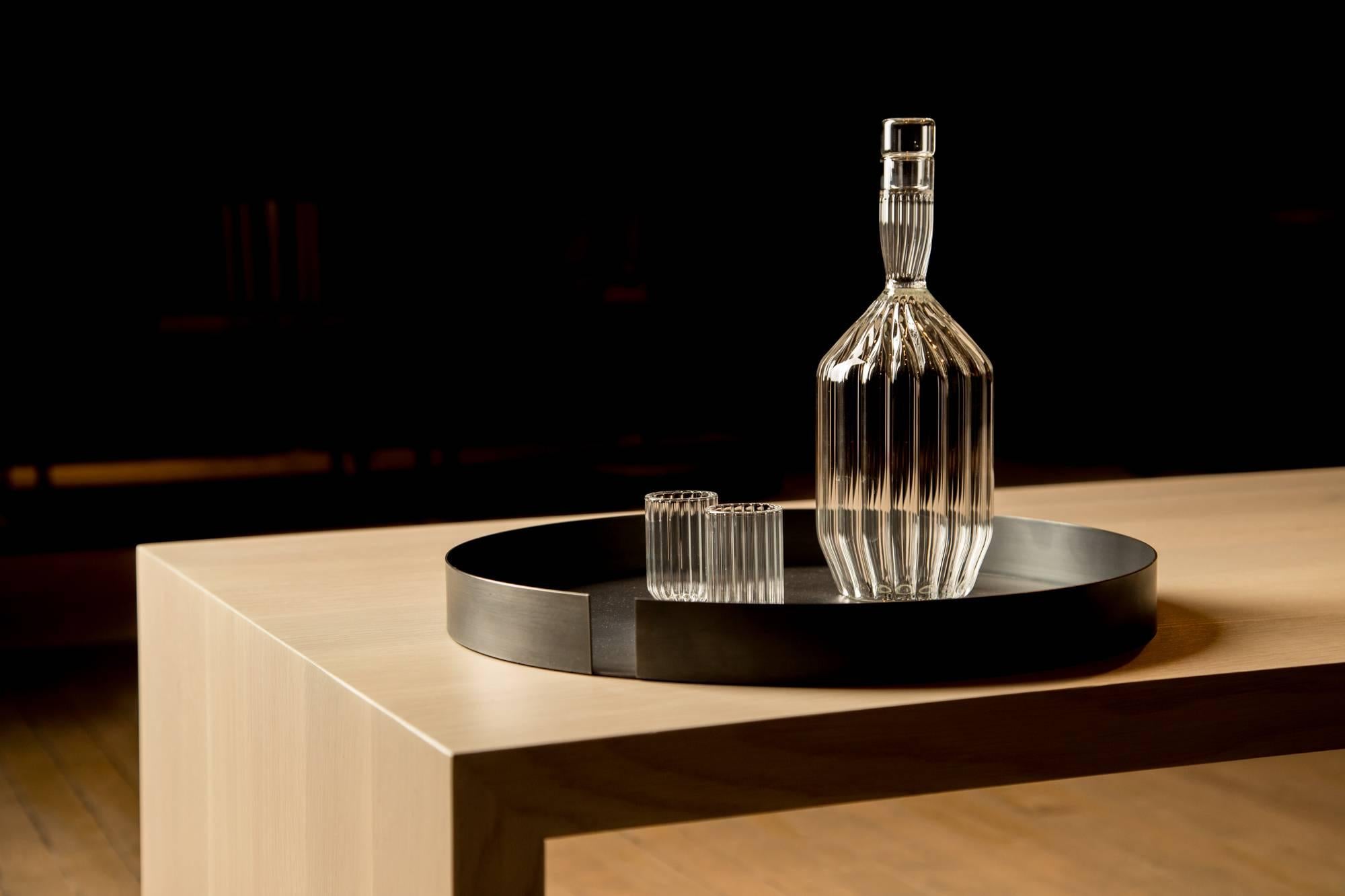 Fferrone Contemporary Minimal Decorative Dark St. Steel Serviertablett Centerpiece (Moderne) im Angebot