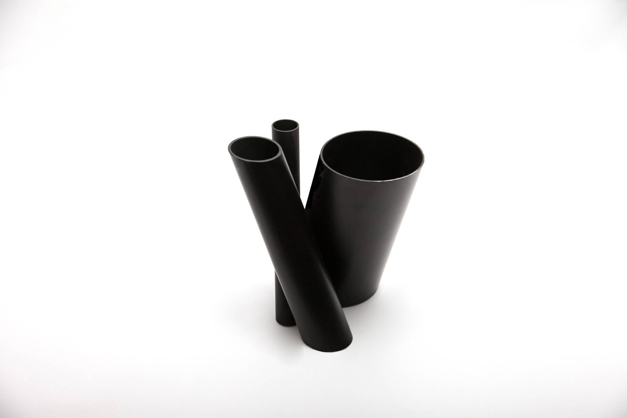 Moderne Fferrone Contemporary Minimal Triple Black Steel Flower Sculptural Vase en vente