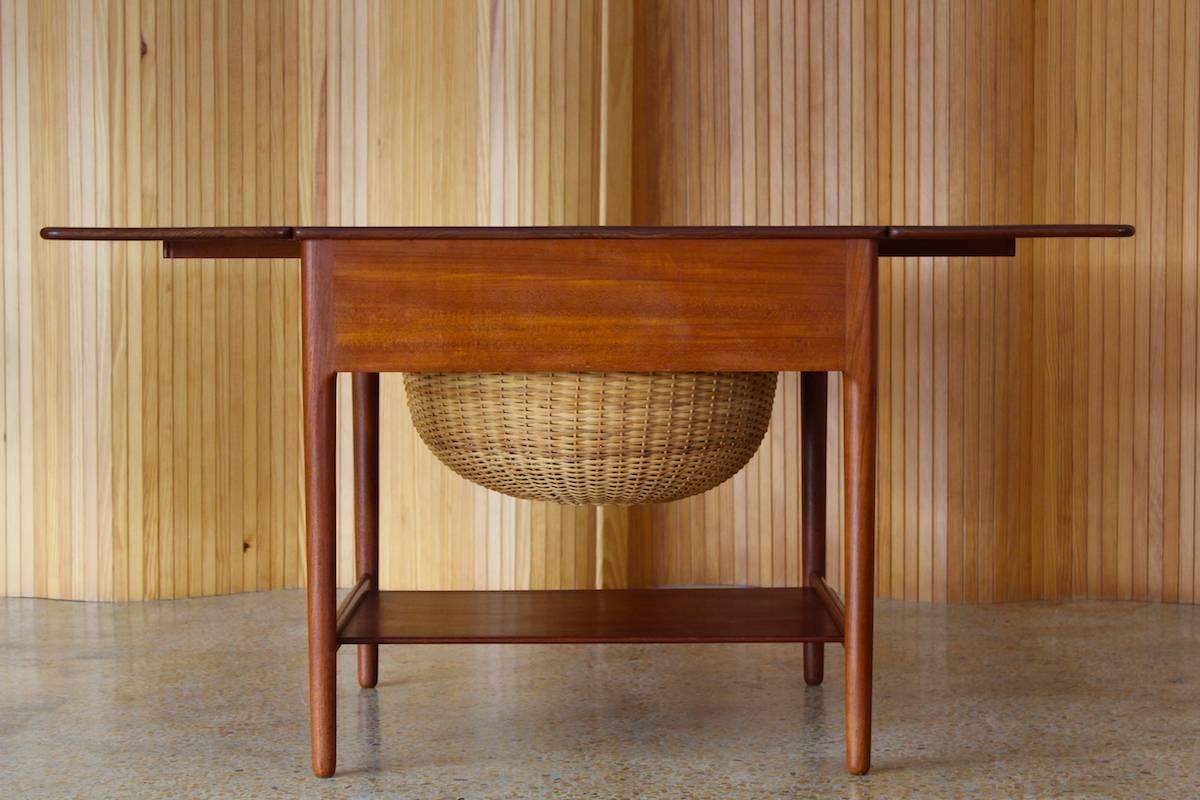 Hans Wegner Model AT33 teak sewing table Andreas Tuck, Denmark In Excellent Condition In Edinburgh, GB