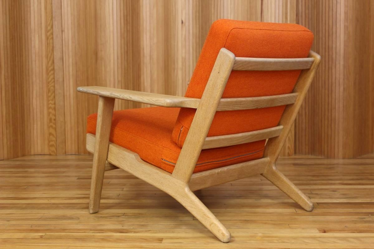 Hans Wegner Oak Lounge Chair Model GE-290 GETAMA, Denmark 1
