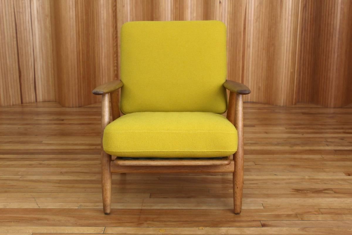 Scandinavian Modern Hans Wegner Oak 'Cigar' Lounge Chair Model GE240 GETAMA, Denmark