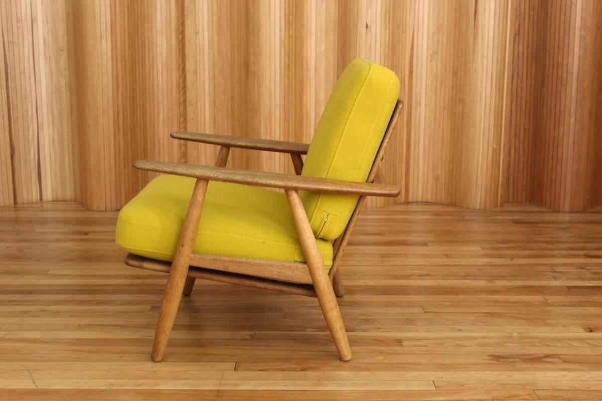 20th Century Hans Wegner Oak 'Cigar' Lounge Chair Model GE240 GETAMA, Denmark