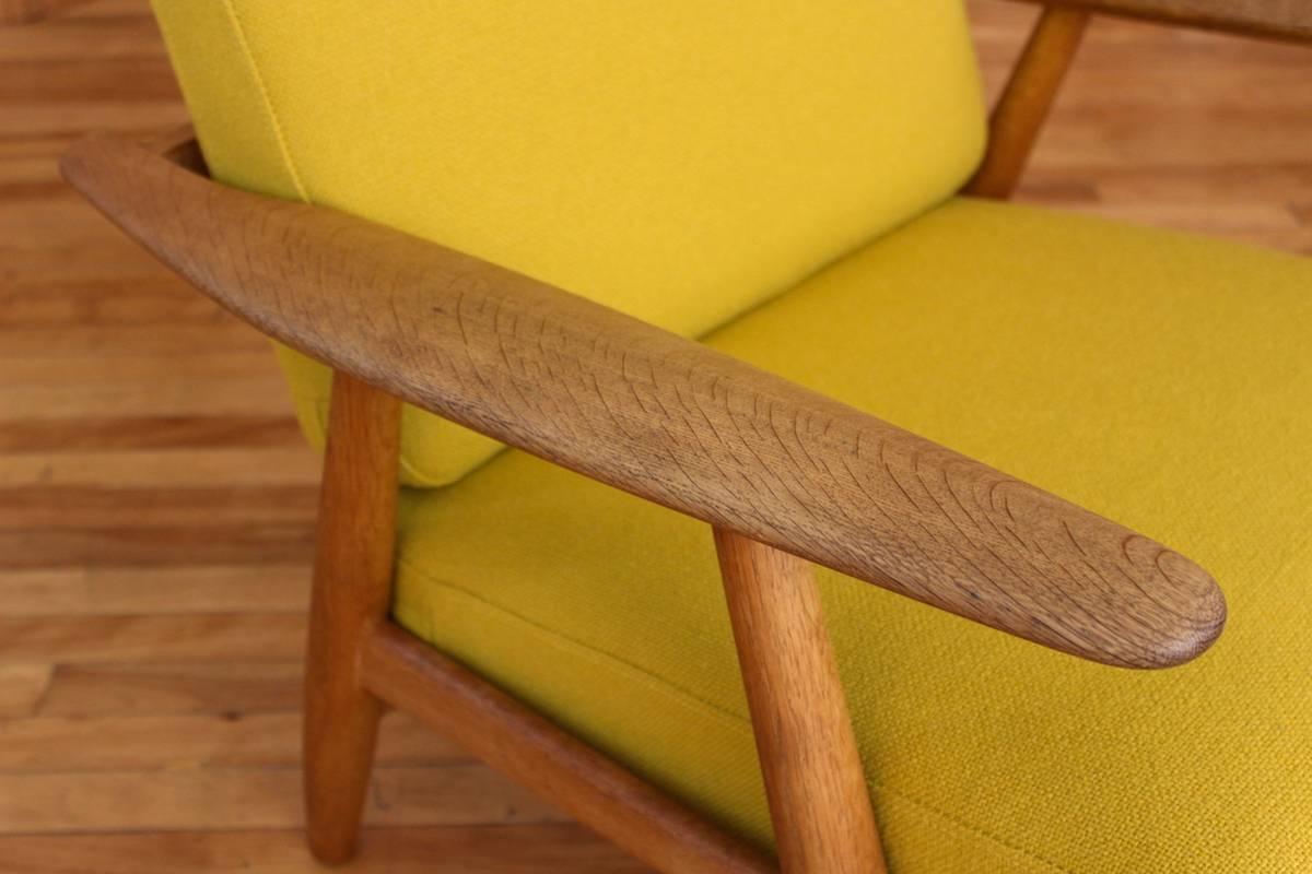 Upholstery Hans Wegner Oak 'Cigar' Lounge Chair Model GE240 GETAMA, Denmark