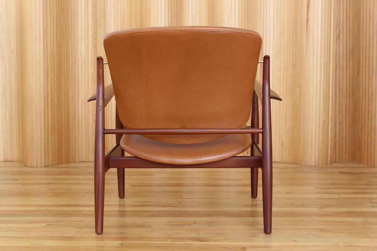 Finn Juhl Model 136 Lounge Chair France & Son, Denmark, 1956 In Excellent Condition For Sale In Edinburgh, GB