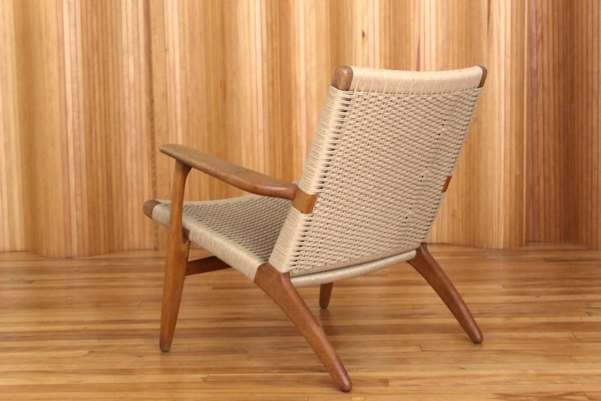 Danish Hans Wegner Oak Lounge Chair Model CH25 Carl Hansen and Son, Denmark For Sale