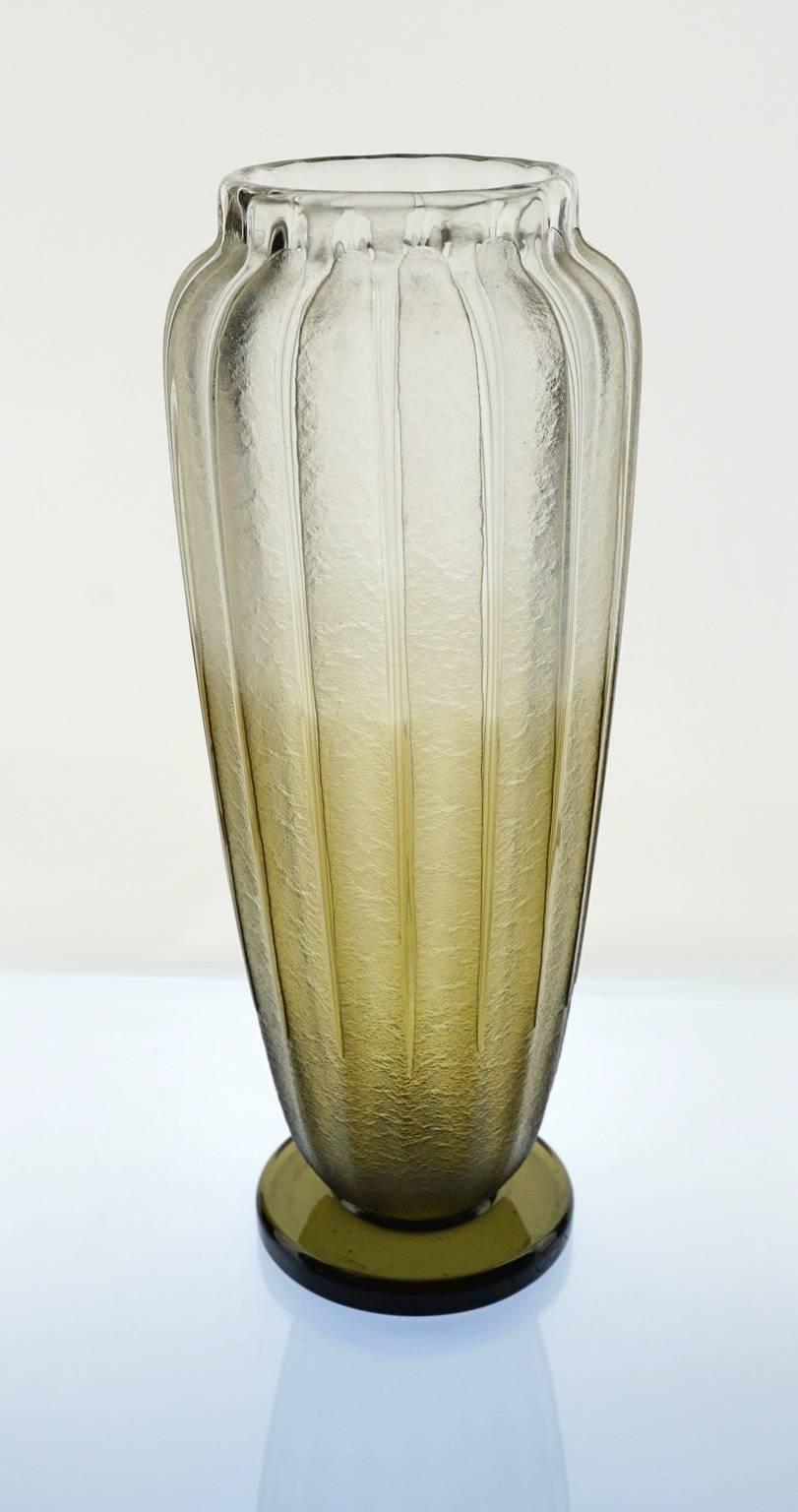 Early 20th Century French Art Deco Charles Schneider Smoked Frosted Glass Vase