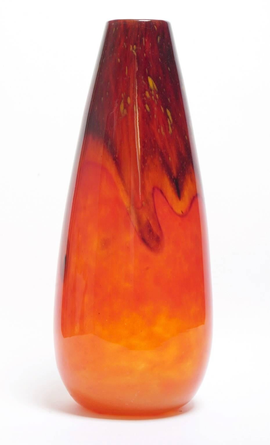 Mid-20th Century Large French Art Deco Charles Schneider Orange Tango Marble Glass Vase For Sale