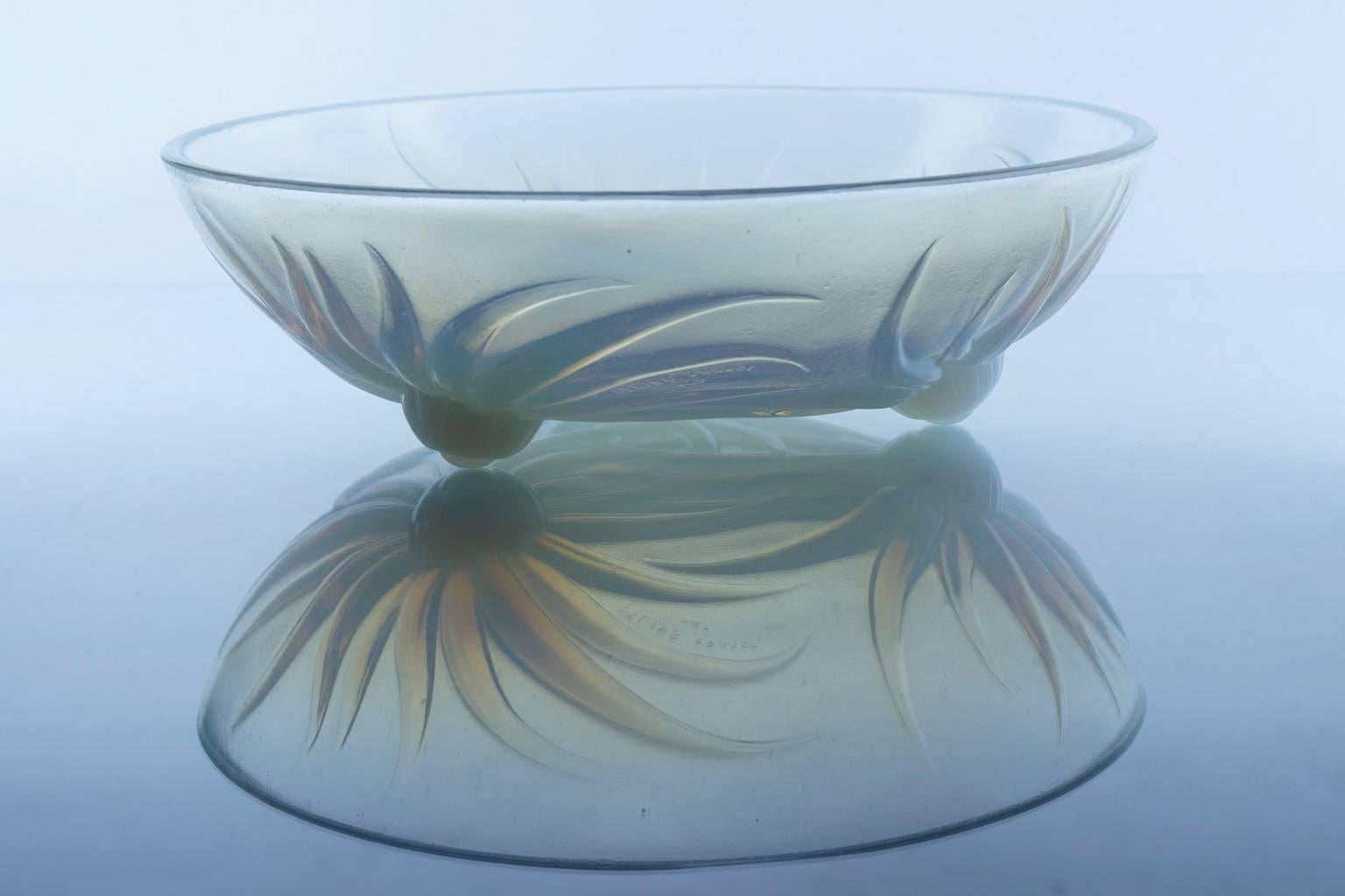 French Art Deco Opalescent Pressed Glass Bowl For Sale 2