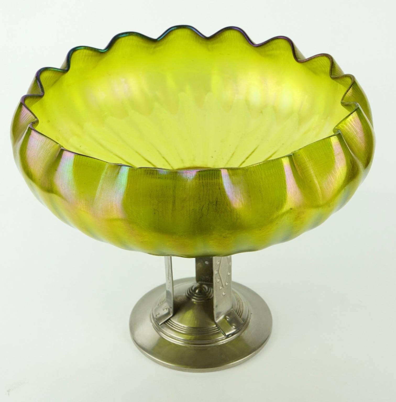Large Art Nouveau Iridescent center bowl. No signature.
