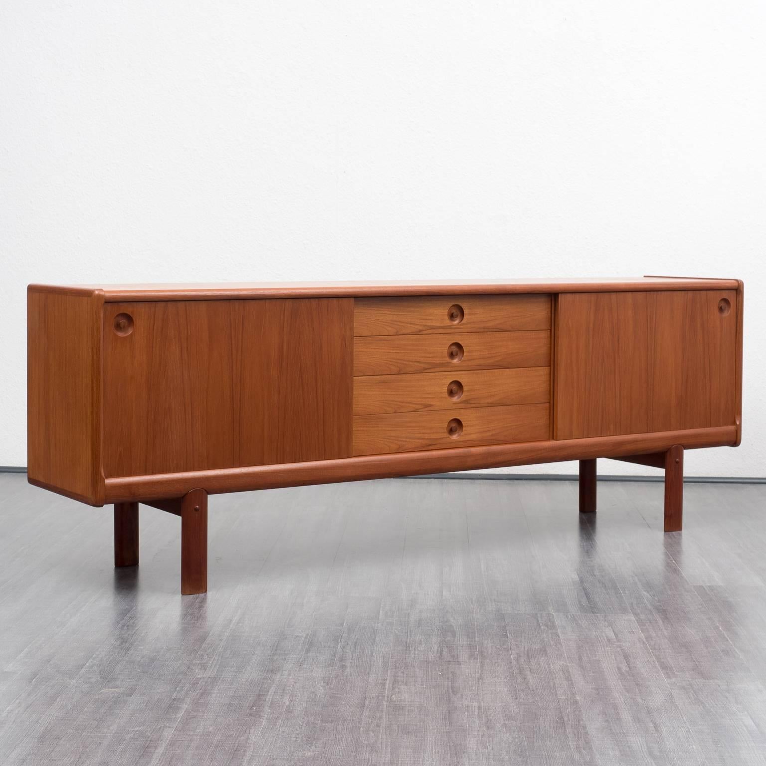 Mid-Century Modern High-Quality 1970s Sideboard by Bramin, Teak Made in Denmark For Sale
