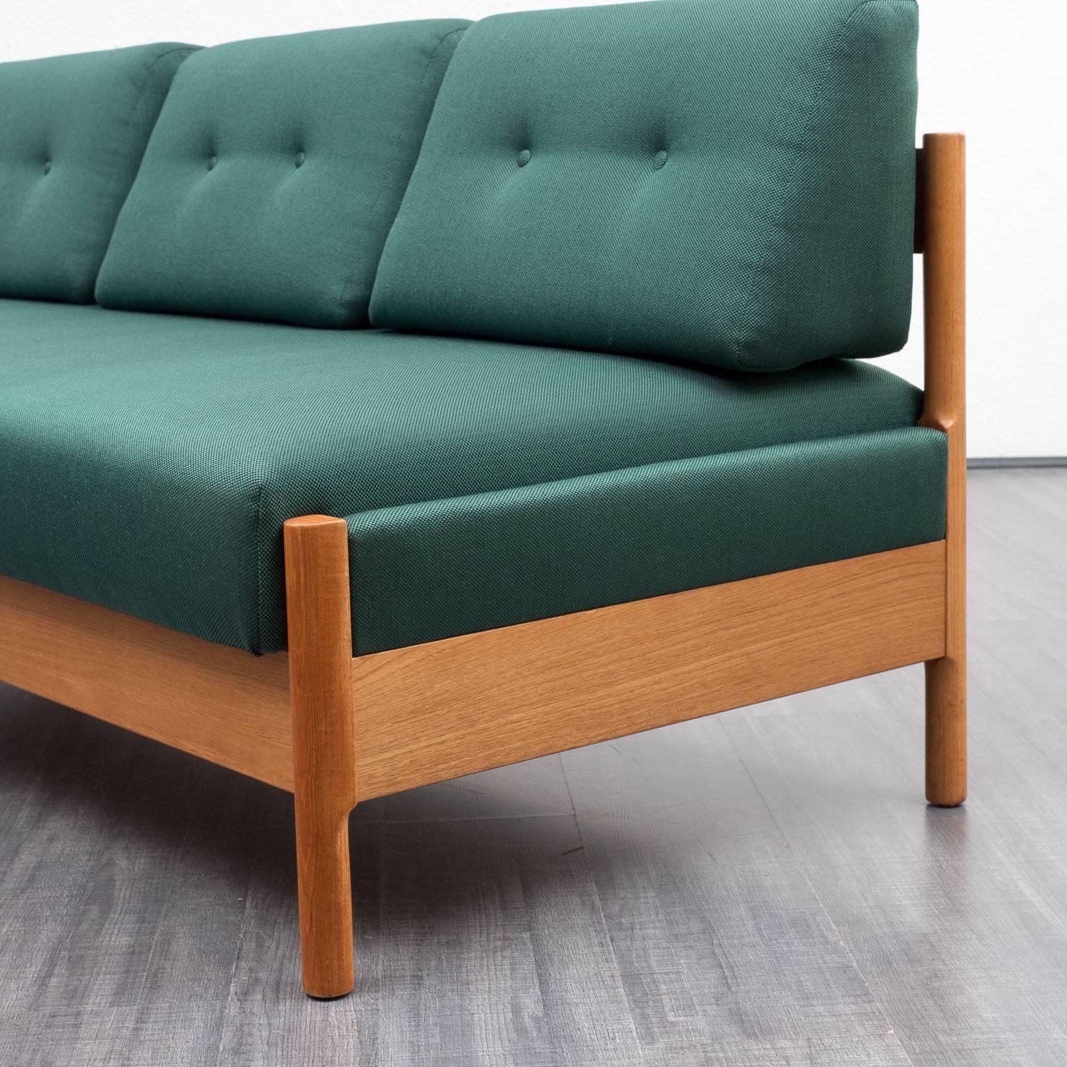 European Daybed in Scandinavian Style, Teak Frame, New Upholstery For Sale