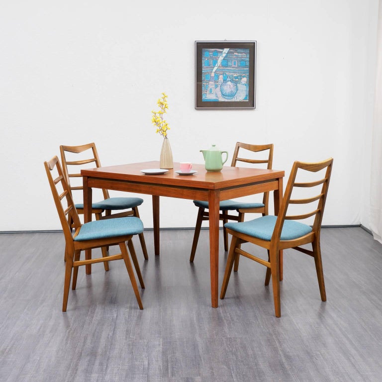Set of Four Reupholstered 1960s Dining Chairs For Sale 4