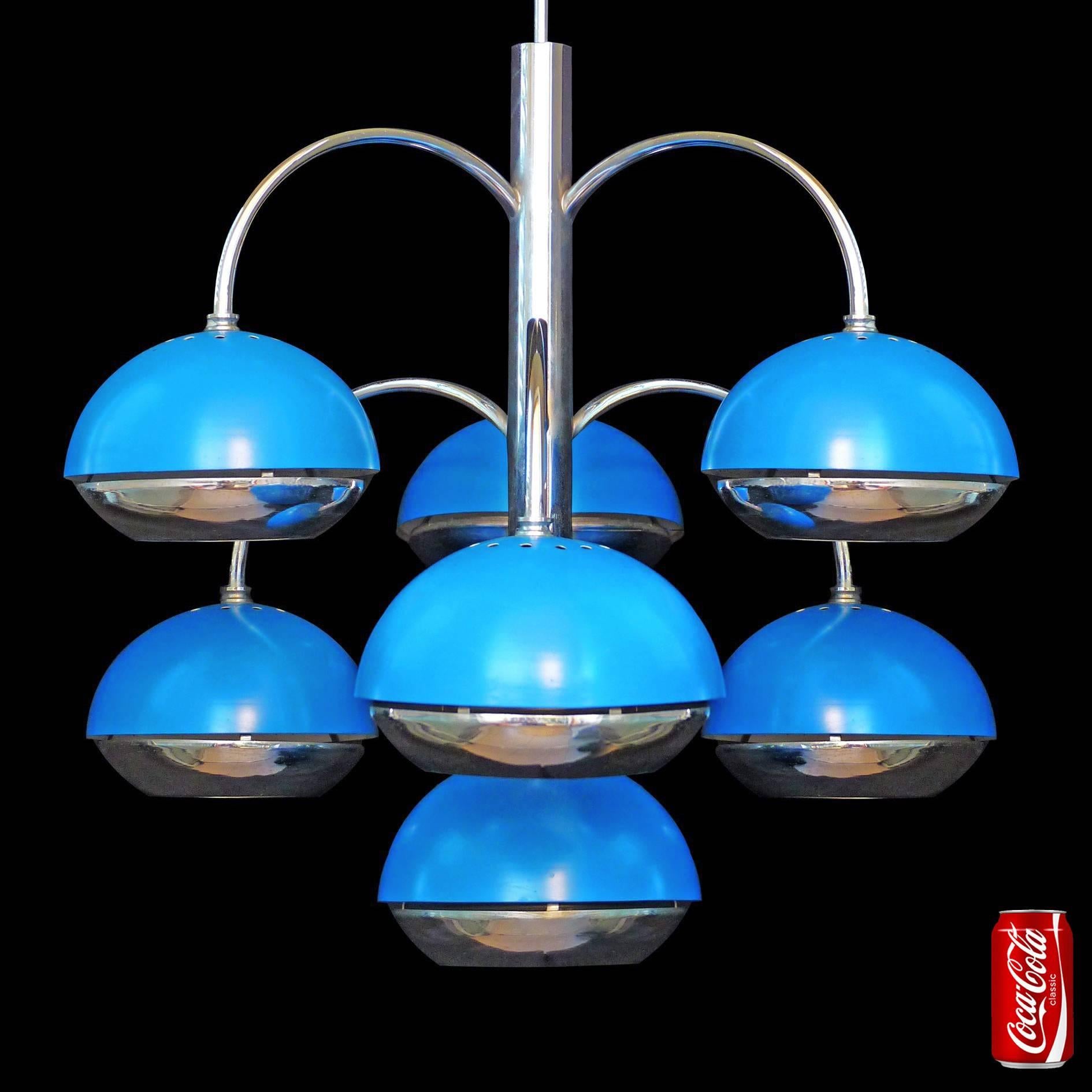 Rare Turquoise Blue Vintage Mid-Century Italian Modernist Chandelier In Excellent Condition In Coimbra, PT