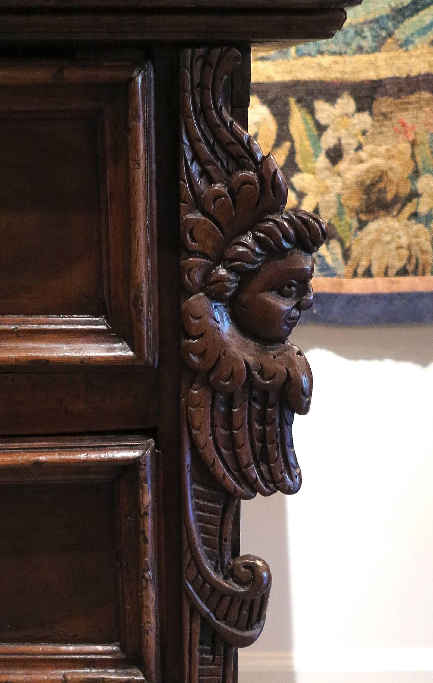Italian Baroque Walnut Three-Drawer Commode, 17th Century In Excellent Condition In Sheffield, MA