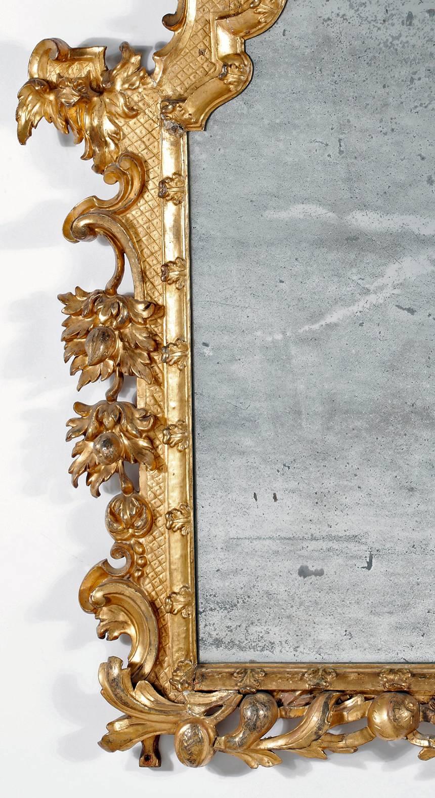 Baroque Fine & Rare Mid 18th Century Gilt wood Mirror For Sale