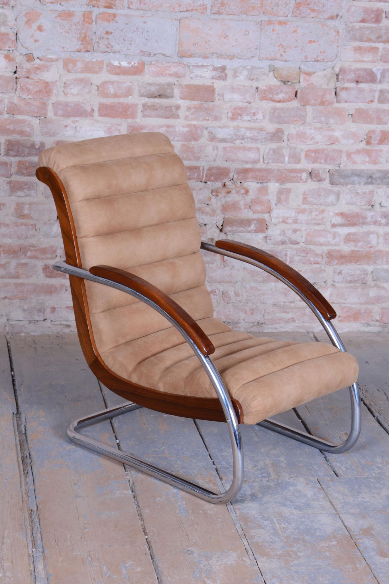 Sillón Bauhaus restaurado, de R. Slezak, modelo K32, haya, cromado, checo, años 30 Checo en venta
