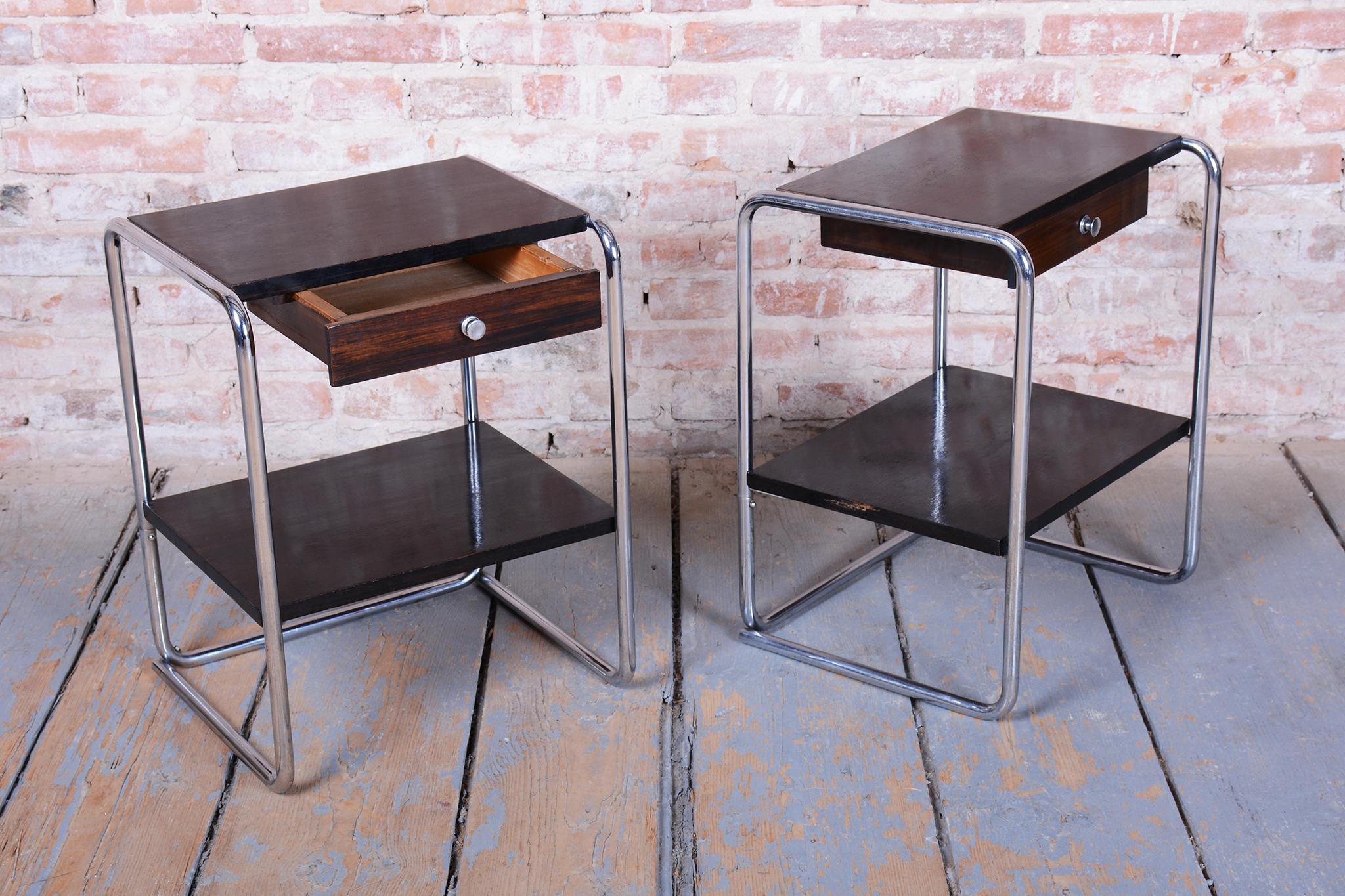 Pair of Original Bauhaus Bedside Tables, by Thonet, Chrome,  Germany, 1930s In Good Condition For Sale In Brandys nad Labem, Středočeský kraj