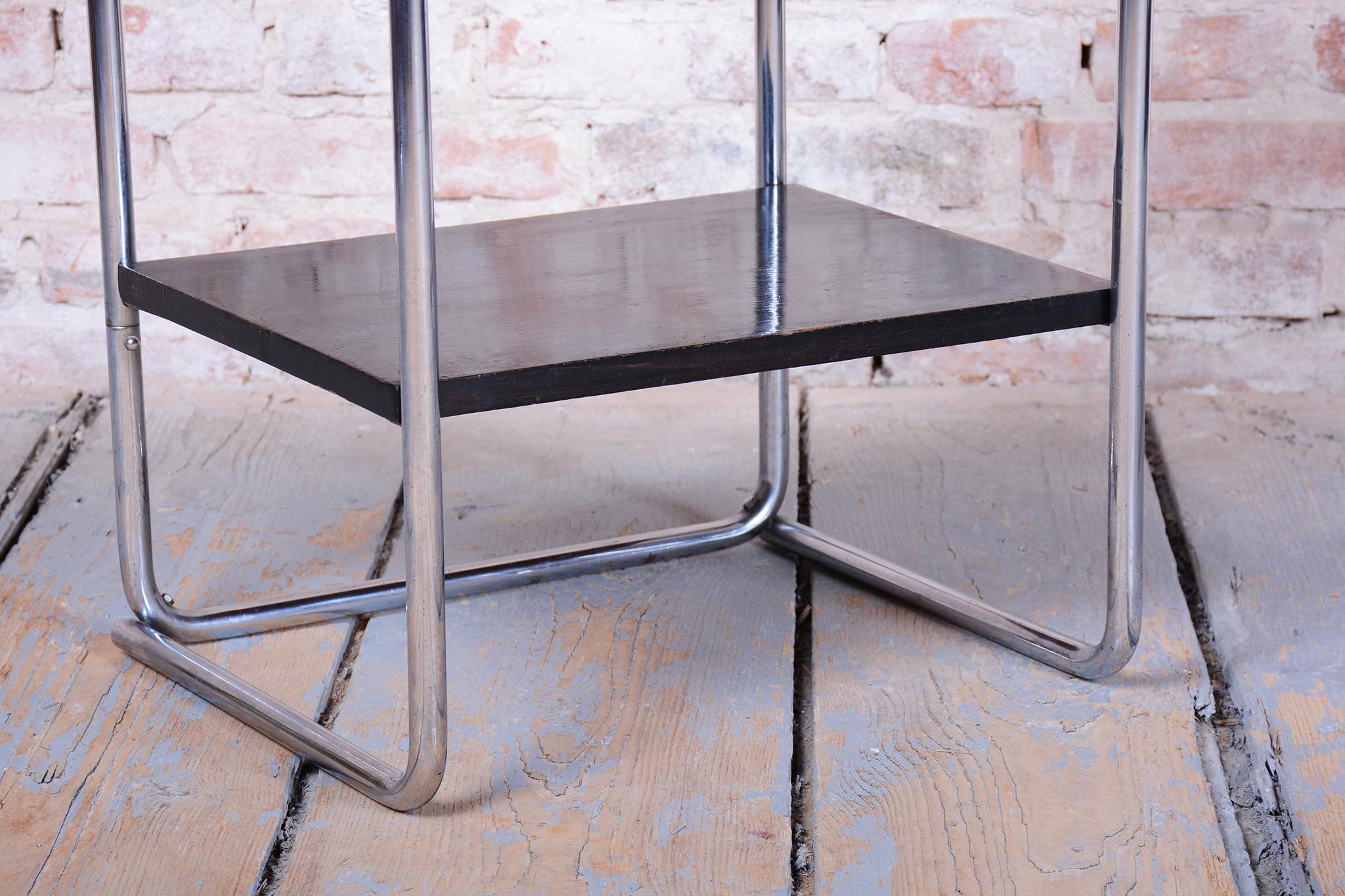 Pair of Original Bauhaus Bedside Tables, by Thonet, Chrome,  Germany, 1930s For Sale 3