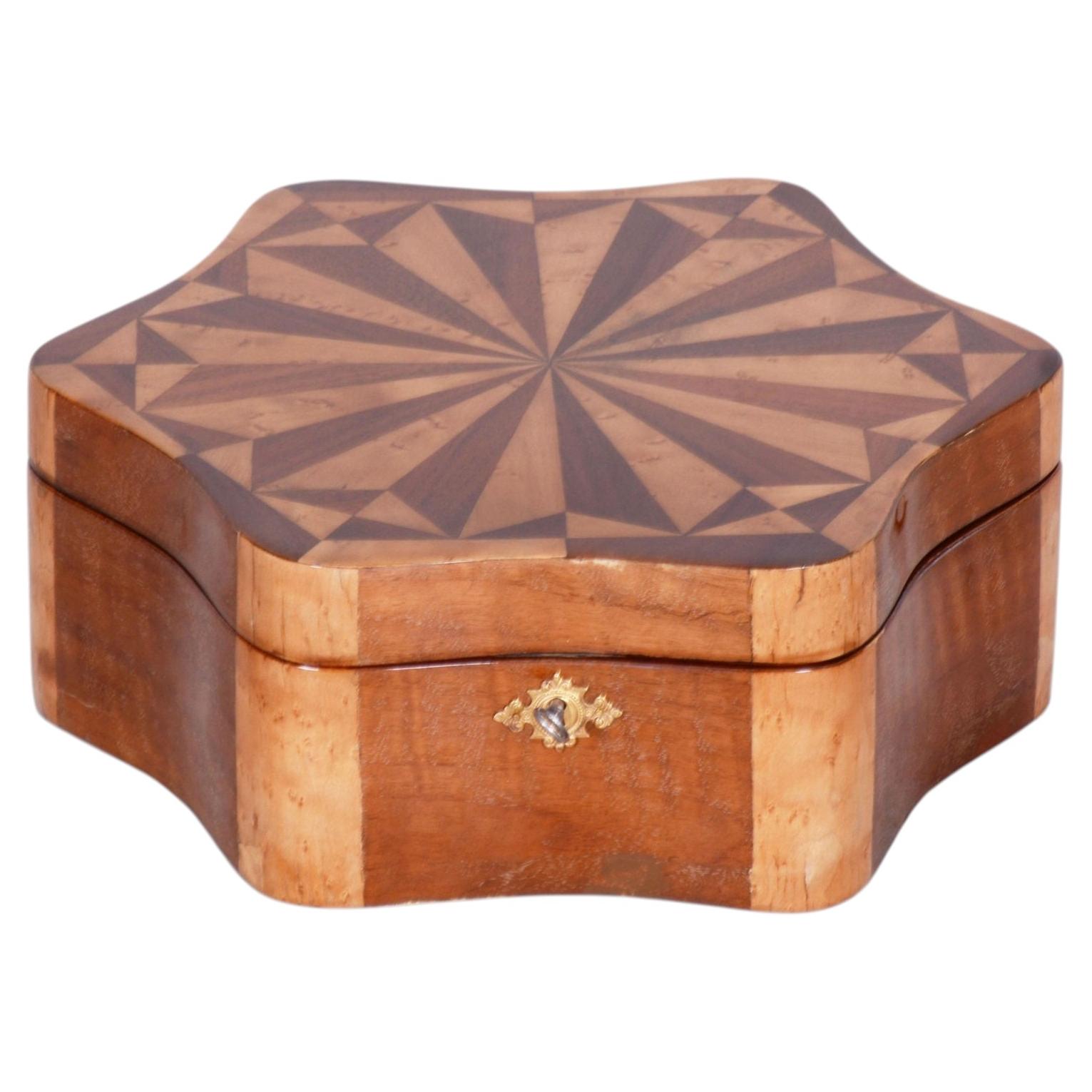 Restored Art Deco Jewelry Box, Walnut, Maple, Repolished, Czech, 1920s