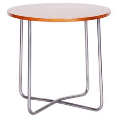 Mesa de estilo Bauhaus restaurada, de Vichr and Co., haya y acero cromado, República Checa, década de 1930