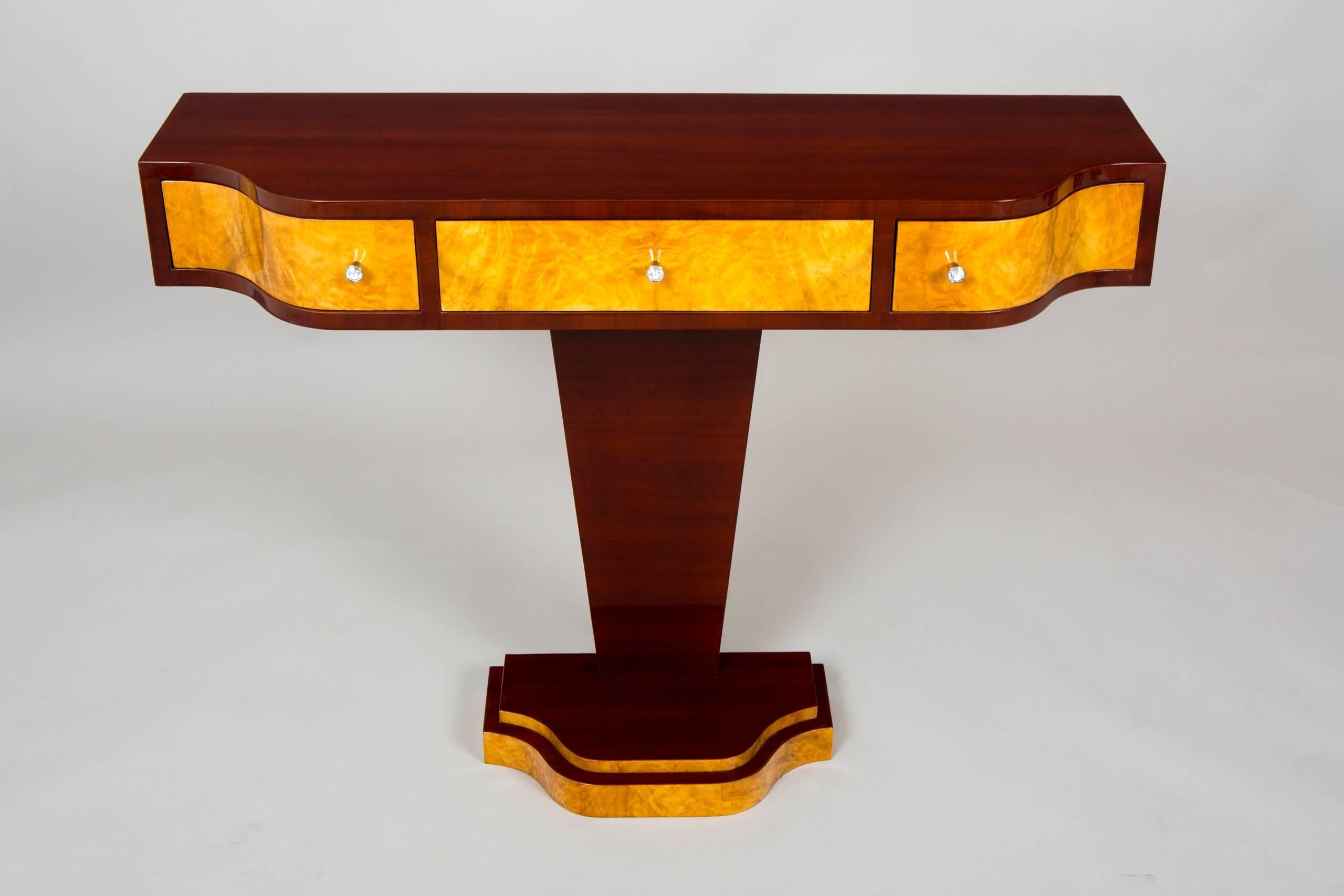 Completely restored french palisander Art Deco console table, 1920-1929 In Good Condition In Horomerice, CZ