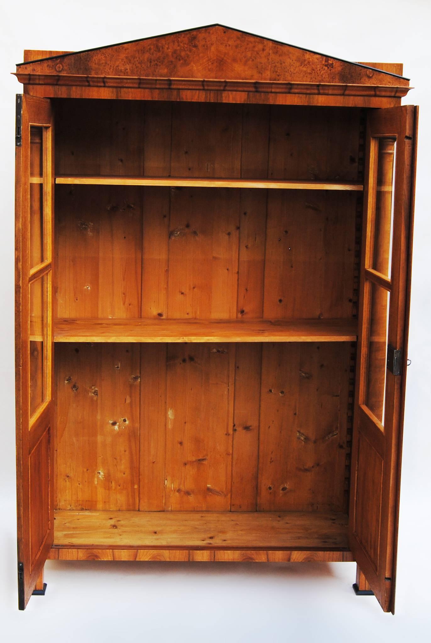 19th Century Biedermeier Double-Door Closet 2