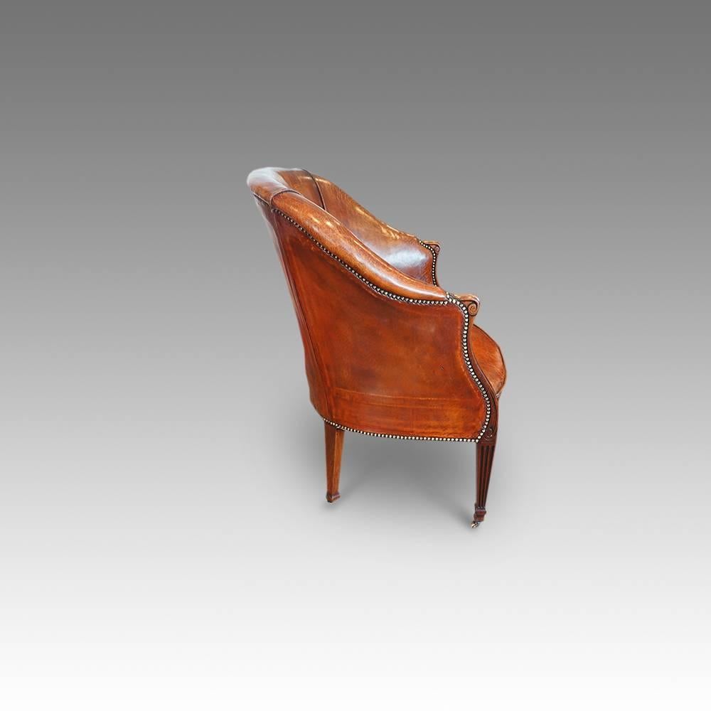 Edwardian tub shaped library chair
Here we have this stunning library chair.
Upholstered in Fine leather by our own craftsmen.
We strip the chair down to the frame and then upholster in leather before dyed by hand and then the long antiquing