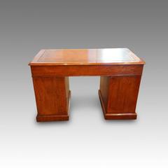 Victorian Honey Oak Pedestal Desk