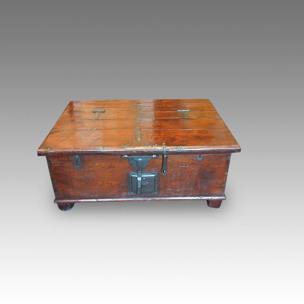 Antique Colonial hardwood merchants chest
Here we have this lovely Merchants chest.
This chest that is full of character would have been used by merchants to transport their precious goods up and down the trading routes in the East in the ealry