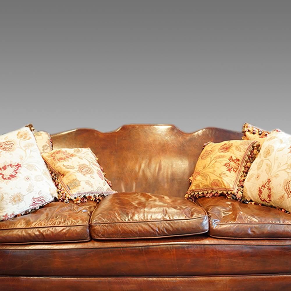 Edwardian country house leather sofa
The Lodge House Sofa
If you are looking for an magnificent large sofa. That is not only comfortable but a real statement piece, then this is it.
This sofa is of fantastic proportions and can seat four people