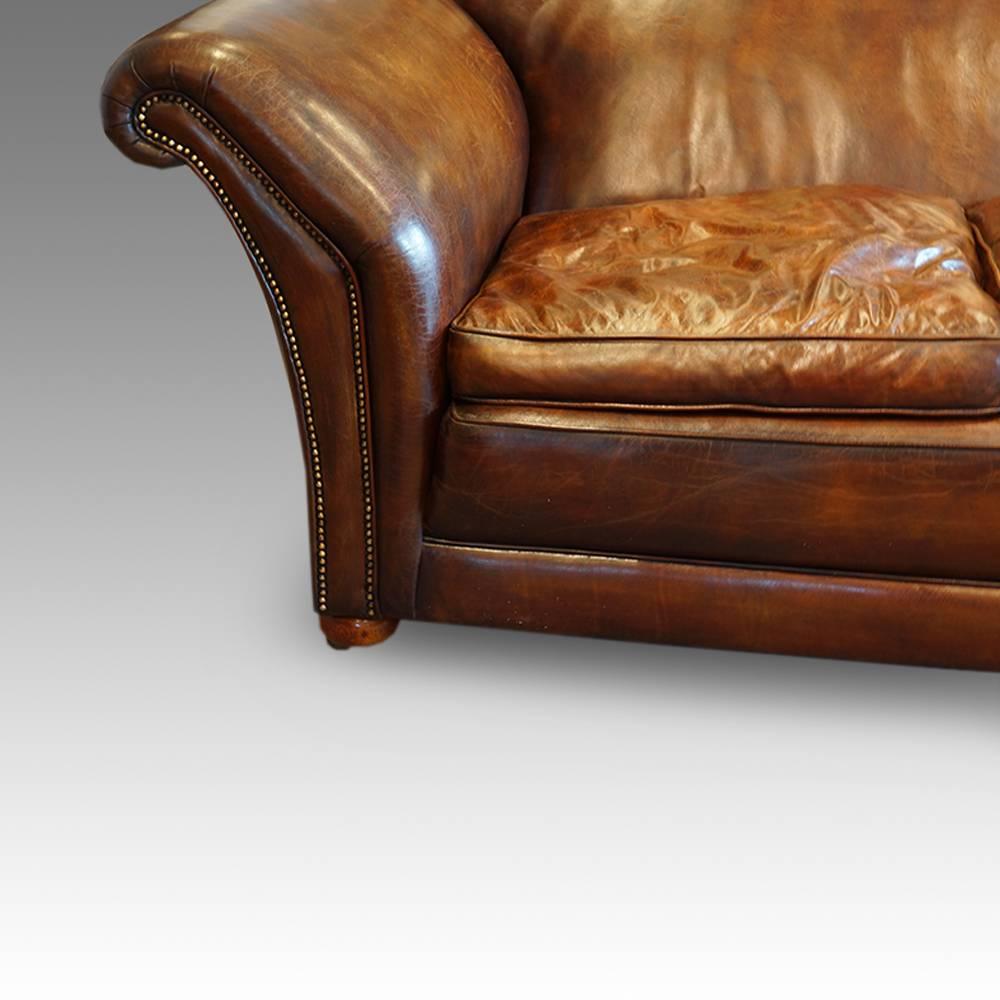 Great Britain (UK) Edwardian Country House Leather Sofa