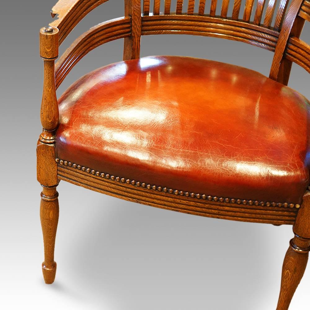 Early 20th Century Edwardian Oak Desk Chair