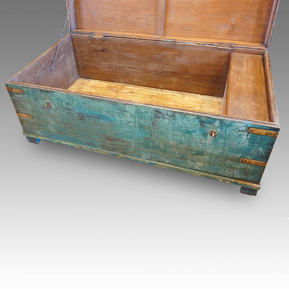 Victorian Brass Bound Campaign Trunk in Original Blue Paint In Good Condition In Salisbury, Wiltshire