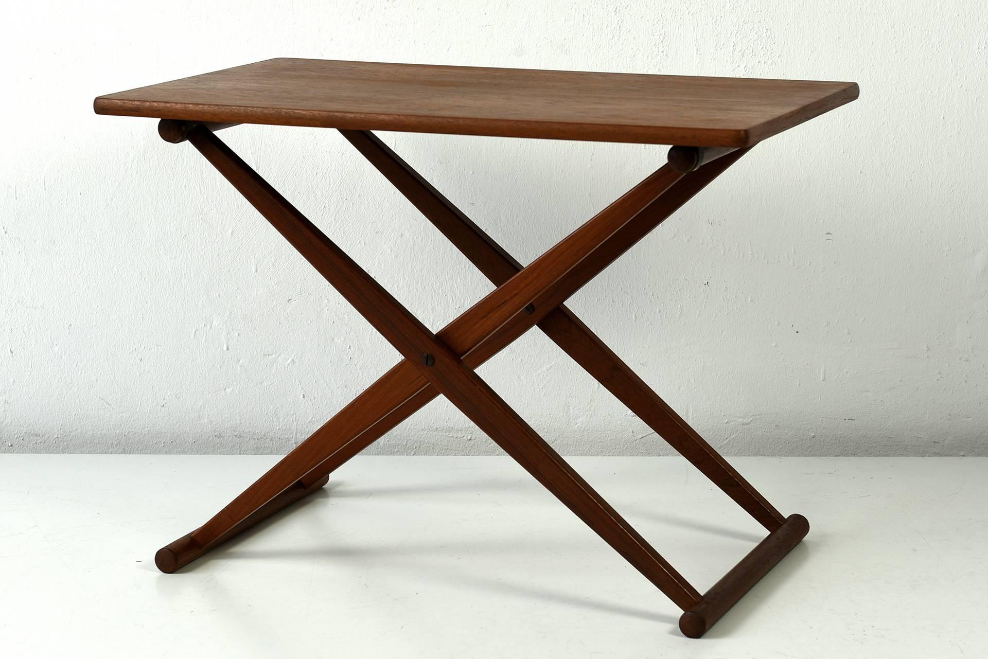 Small Danish Folding Table Teak, 1960s In Good Condition For Sale In Berlin, DE