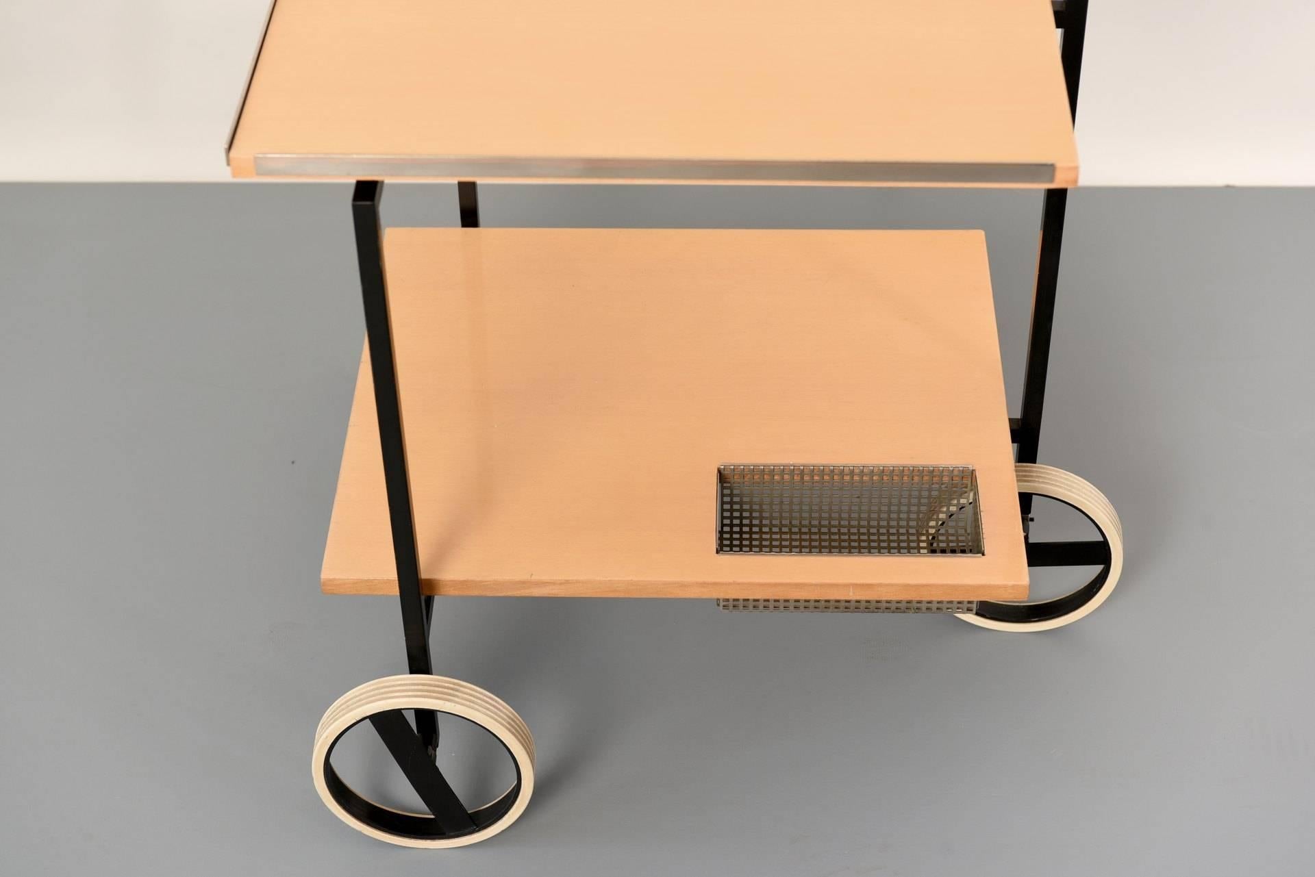 Mid-20th Century Steerable Minimalistic Bar Cart Rudolf Rochelt Werkstätten, Germany, 1968
