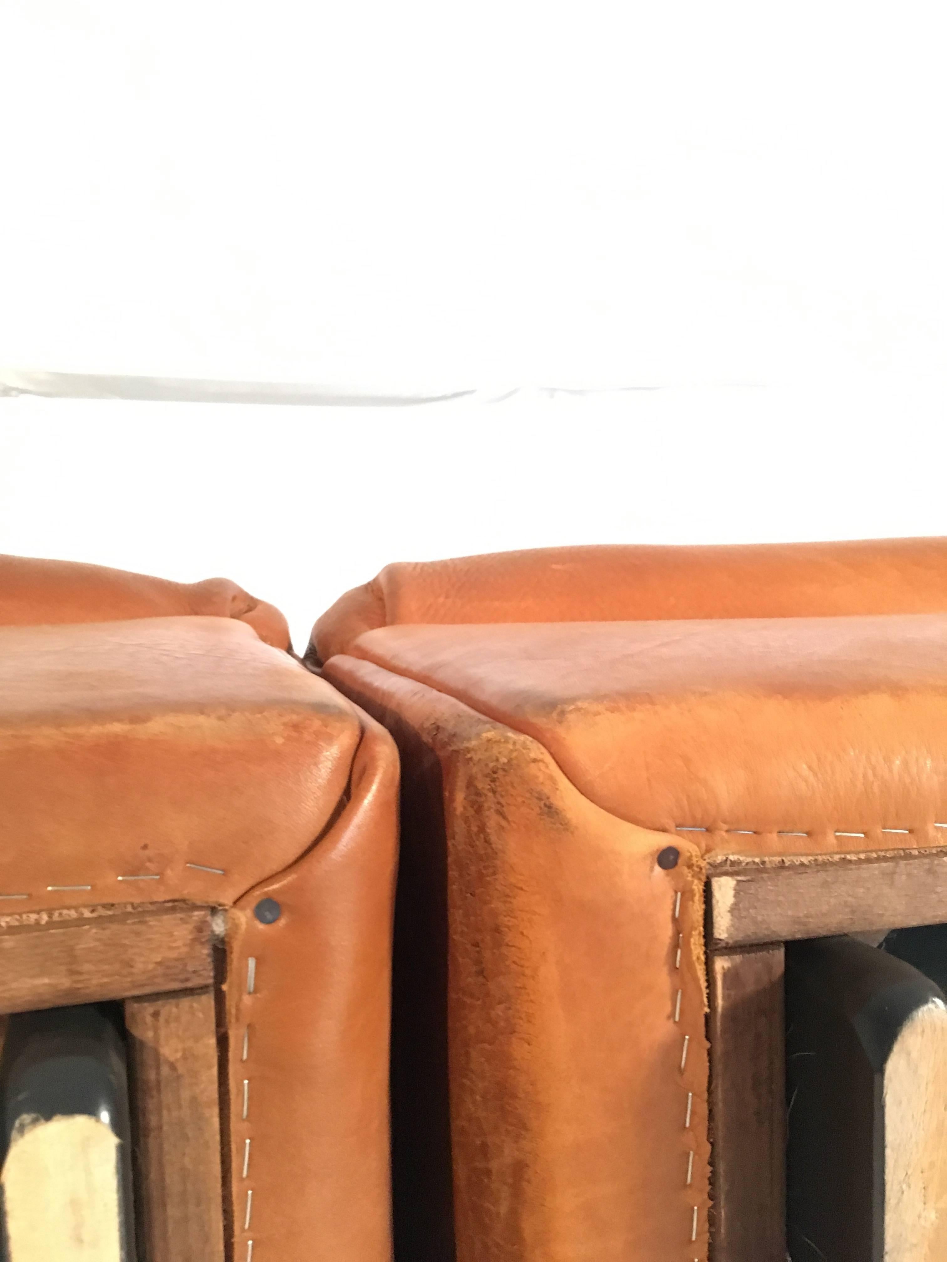 DS-46 Thick Buffalo Leather Lounge Chair and Pouf from De Sede, 1970s In Fair Condition In Berlin, DE