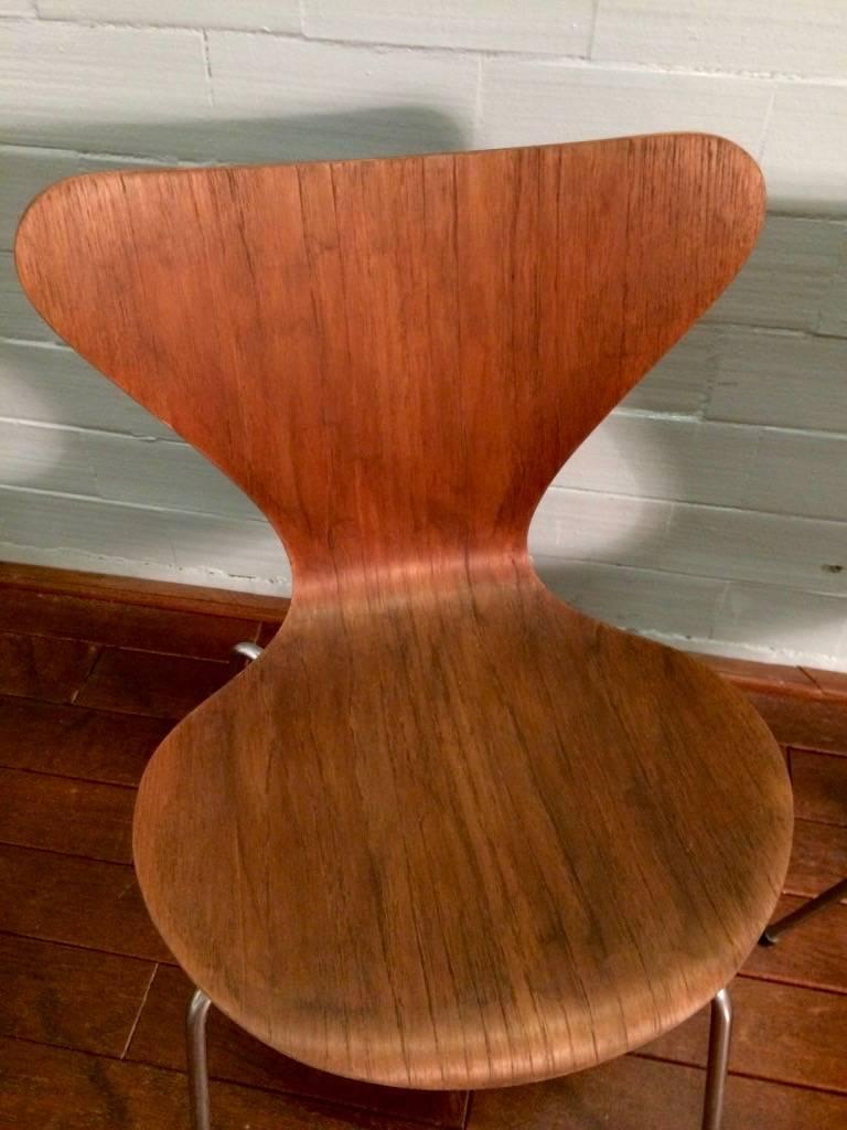 Danish 3107 Butterfly Teak and Plywood Chairs by Arne Jacobsen for Fritz Hansen For Sale