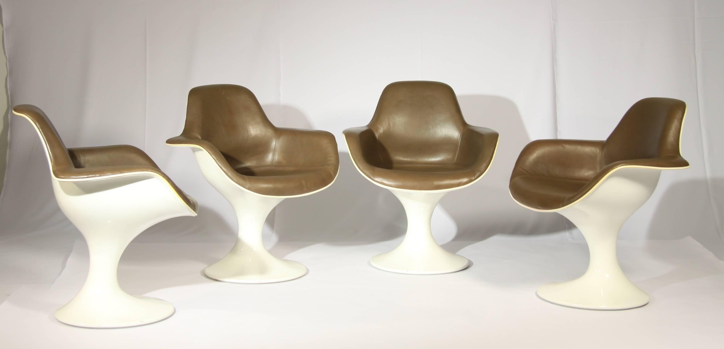 Orbit Chair by Farner & Grunder for Herman Miller, 1970s, Set of Four In Excellent Condition For Sale In Berlin, DE