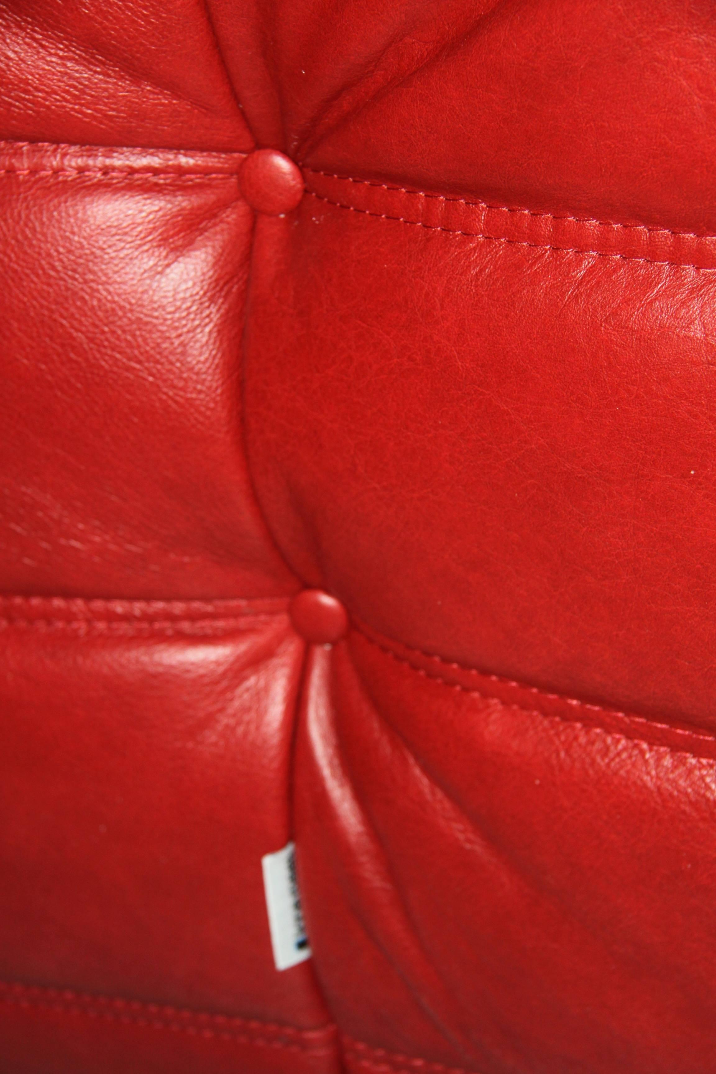 Red Leather Togo Sofa by Michel Ducaroy for Ligne Roset, 1974, Red Leather Togo 2