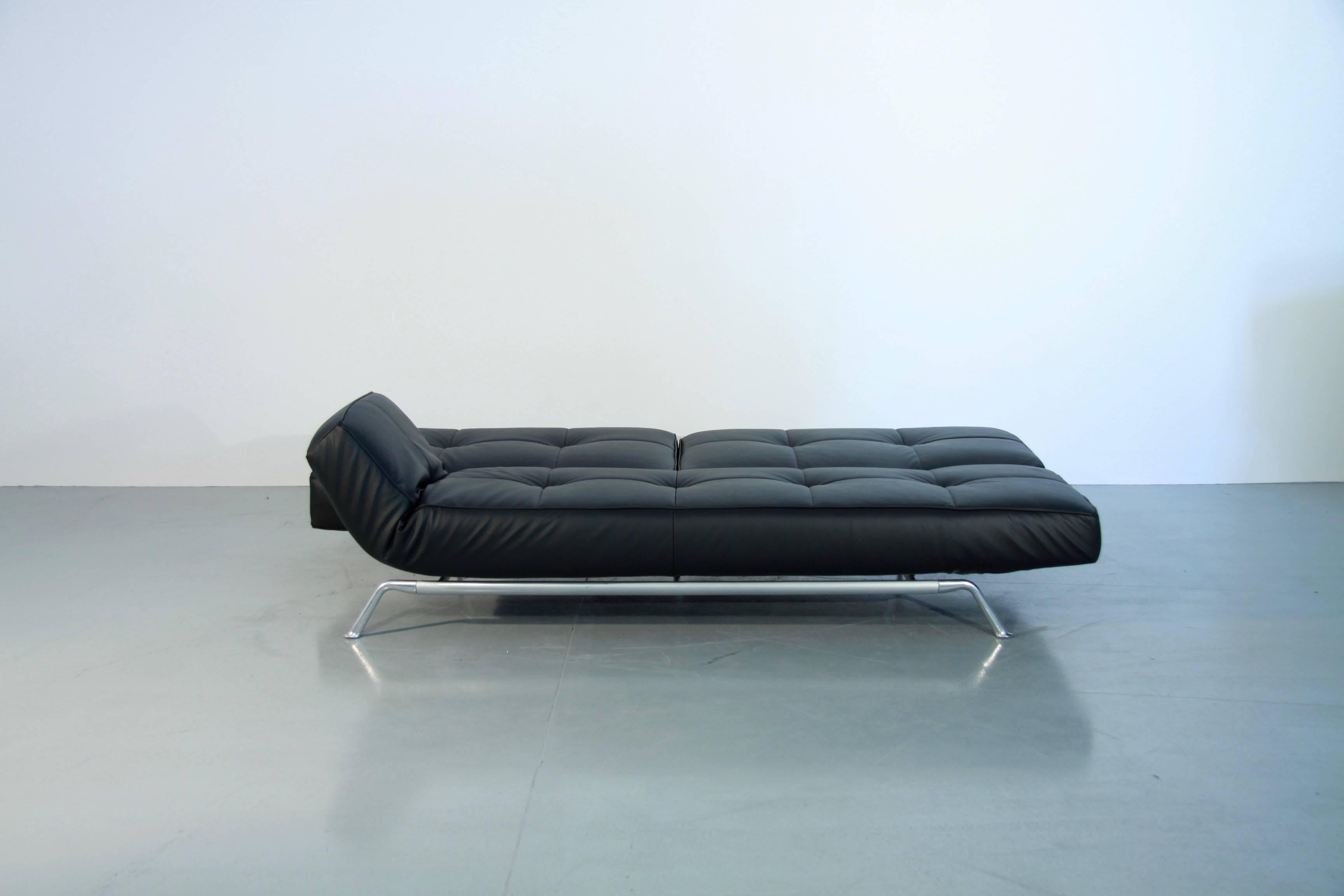 Mid-Century Modern Vintage Smala Black Leather Adjustable Sofabed by Pascal Mourgue for Ligne Roset